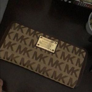 MK wallet used